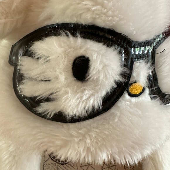 Hello Kitty Adult Hooded Wrap Scarf with Mittens - Picture 8 of 13